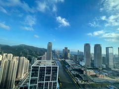 -大连星海皇冠假日酒店