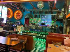 -Famous肥猫墨西哥音乐餐吧(五棵松华熙LIVE店)