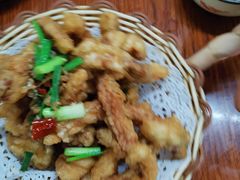 -胡子饮食店