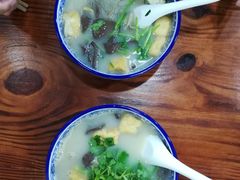 -苏生鸭血粉丝(鹿鸣路店)