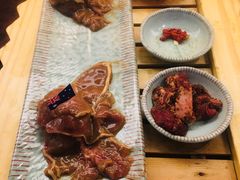 -犟牛家·榴莲烤肉(五棵松店)