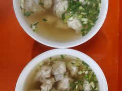 -张阿三馄饨店