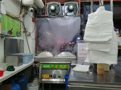 -伦记软滑肠粉