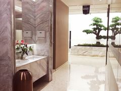 -柏乐口腔医院·舒适化无痛种植牙中心(东盟商务区院)