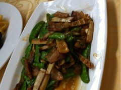 冬笋荷兰豆-海岛渔村大酒店(云霄路店)