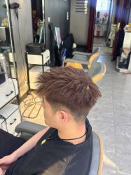 -藤野造型烫发染发