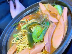 全家福砂锅-老新隆牛肉锅贴(新街口店)