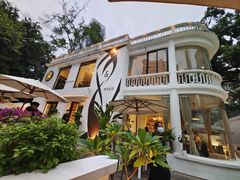 -Mark&Mars Restaurant