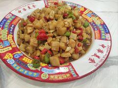 -江城燕子大排档(江汉路步行街店)