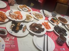 -四海一家自助餐(益田假日广场店)