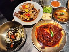 -草家酱蟹炭火烤肉店(珲春南路二店)