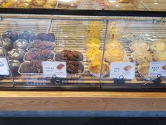 面包甜点陈列柜-酵種麦田(山师店)