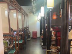 -卢大鲜鱼头捞饭(美利广场店)