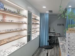 -视野联行眼镜·蔡司·依视路(省体育馆店)