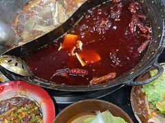 -谭记重庆老火锅(总店)