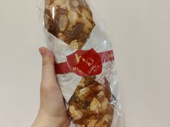 摩卡杏仁-BROAD面包路·欧式面包(龙湖时代C馆店)
