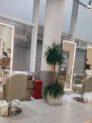 -PE SALON 