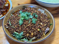 热拌肥肠-人和水上飘(第一家店)