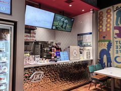 -DQ·蛋糕·冰淇淋(大宁国际商业广场店)