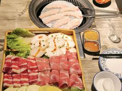 -东北一红烤肉·烧烤吧(观澜桂香店)