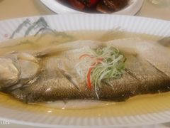 -七的湖·晚芳亭·阳澄湖农家菜·大闸蟹(莲花岛店)