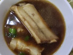 -新峰肉骨茶