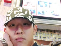 -好乐迪(张扬路八佰伴店)