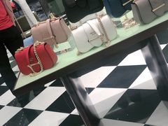 -PRADA普拉达(国金中心店)