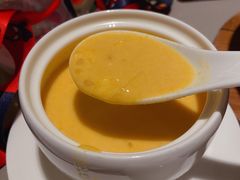 杨枝甘露-海口绿发希尔顿酒店-田园汇自助餐·三文鱼·海鲜