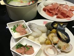 -环球约客烤涮自助(铜锣湾店)