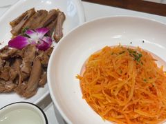 -梅利汴京烤鸭•开封豫菜地标店(东大街店)