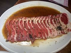 烤黑椒牛五花-辛氏火炉·韩式古法烤肉(松北店)