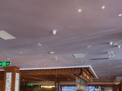 -八府香鸭·啫啫煲(华山路店)