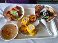 -碧中海汤泉汗蒸酒店