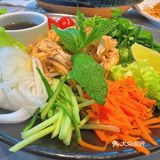 去不了越南，可以来这里吃正宗的越南菜呀！火车头河粉