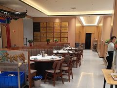 -梅利汴京烤鸭•开封豫菜地标店(东大街店)