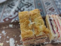 -敖特尔布里亚特美食坊(世纪花苑店)