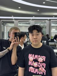 -MOVAN  HAIR莫凡匠人发型屋