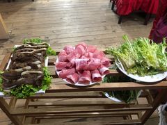 -银同牦牛肉火锅