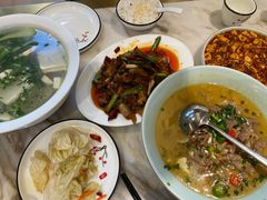 -川人川菜馆·小龙虾·鲜虾现做(黄山路店)