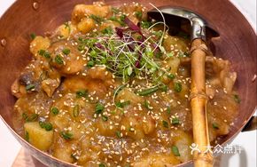 Diannan Copper Pot Chicken