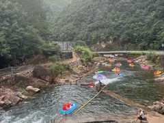 -安吉龙王山峡谷漂流