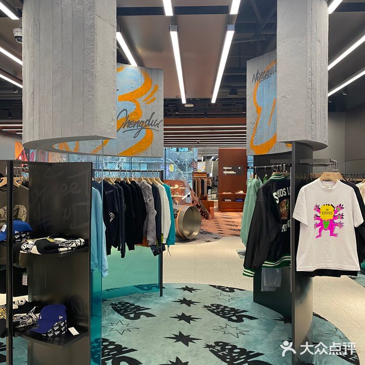 OOTD | 准备好新款联名T恤提前过夏天🍃