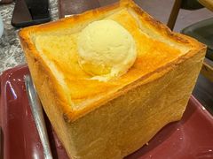 -港丽餐厅(正大店)