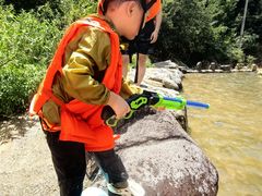 -安吉龙王山峡谷漂流