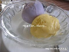 冰淇淋-小白桦西餐厅