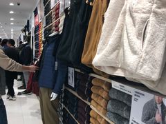 -优衣库(青岛伟东乐客城店)