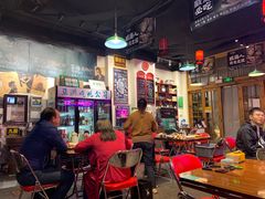 大堂-蚝堡海鲜·威海菜·海肠捞饭·烧烤·亚洲吃蚝公司(幸福门店)