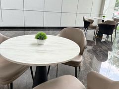 -雅宜酒店(广州黄埔大沙东地铁站店)