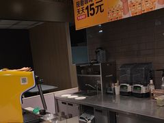 -麦当劳(湖光北街店)